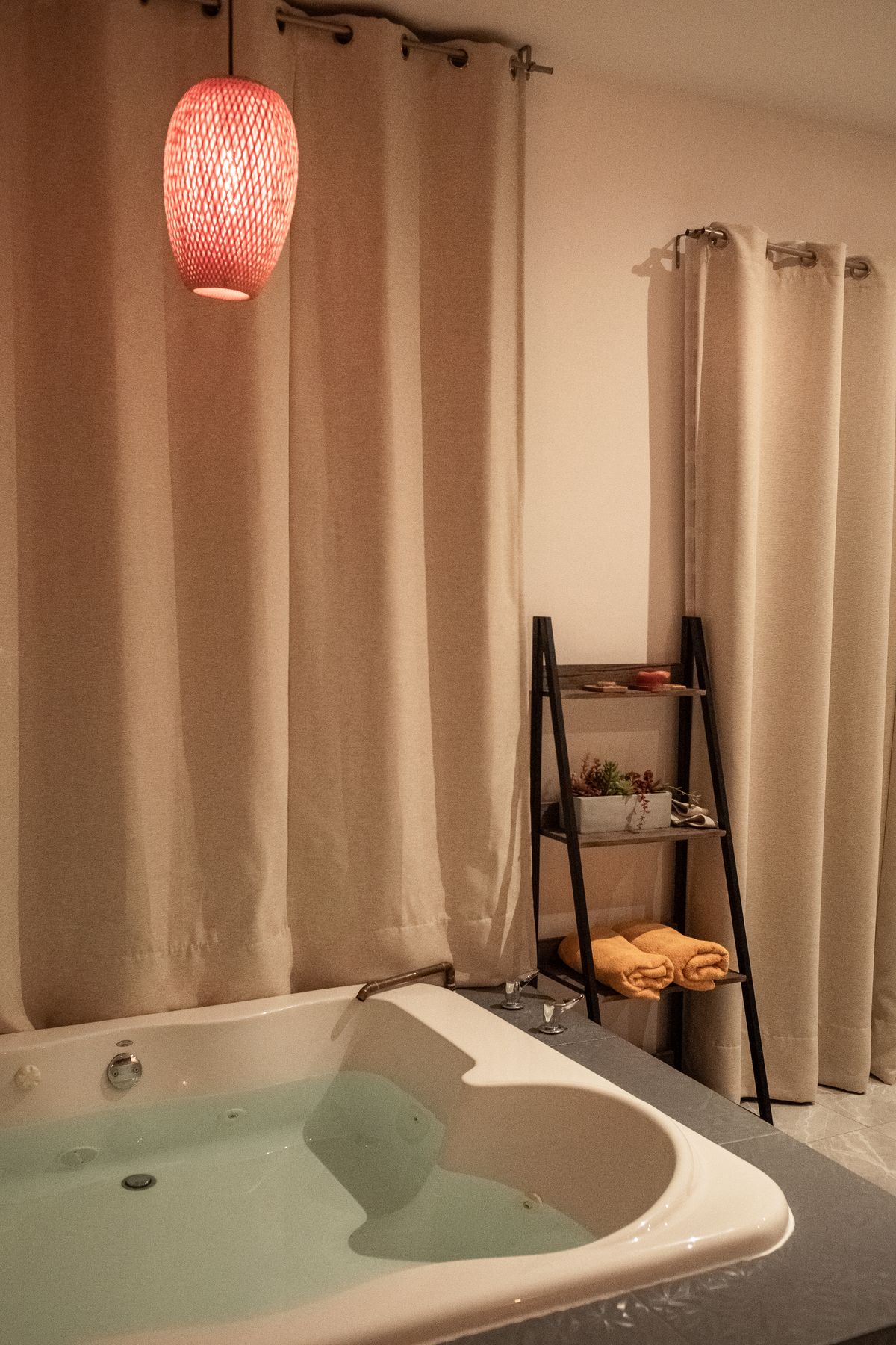 Cum construiești o rutină săptămânală de self-care, realistă pentru un program încărcat